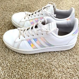 Adidas Grand Court Iridescent Women’s Size 7